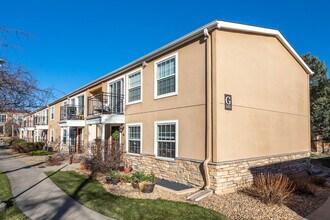Boulder Creek in Boulder, CO - Foto de edificio - Building Photo