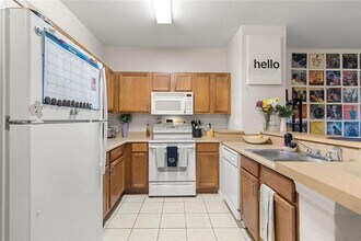 8112 Claire Ann Dr in Orlando, FL - Building Photo - Building Photo
