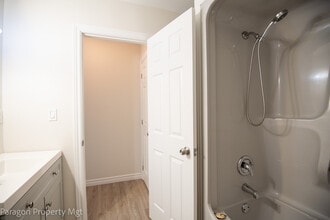 17 Patteson Ave in Chatham, ON - Building Photo - Building Photo