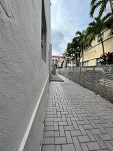 833 W 39th St in Miami Beach, FL - Building Photo - Building Photo