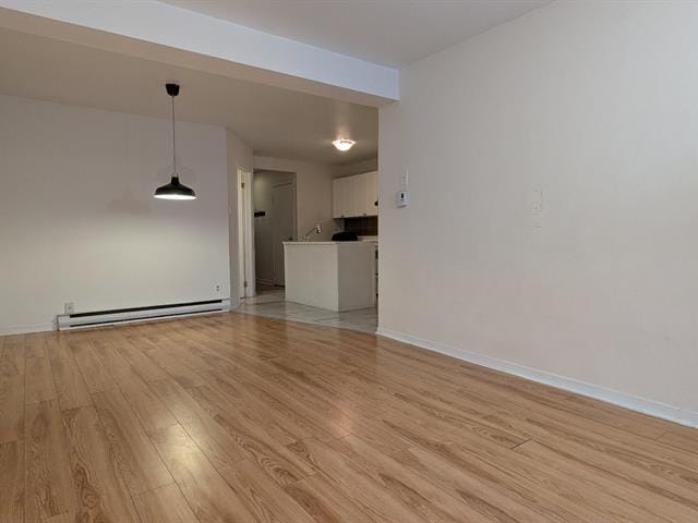 property at 5076 Rue Ste Marie