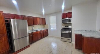 49 Carroll St in Poughkeepsie, NY - Building Photo