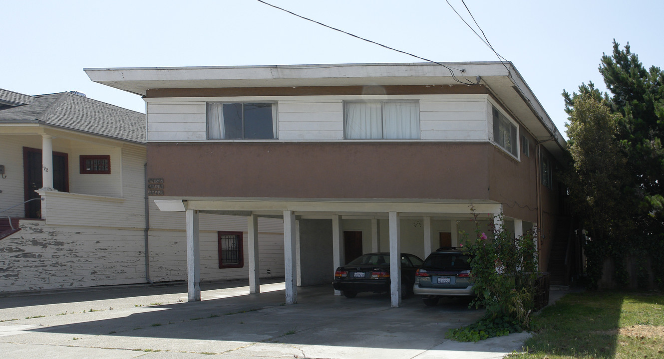 3462-3466 39th Ave in Oakland, CA - Building Photo