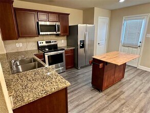 1052 Decker Dr in Fate, TX - Building Photo - Building Photo