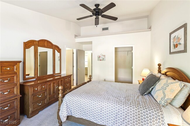 property at 3013 Sungold Dr