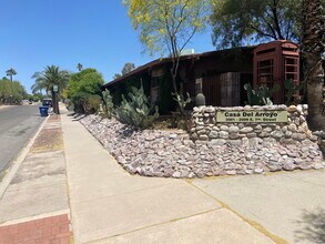 2009 E 7th St, Unit 2009 in Tucson, AZ - Foto de edificio - Building Photo
