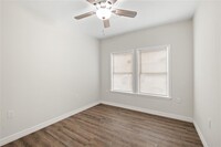 8207 Sandra St photo'