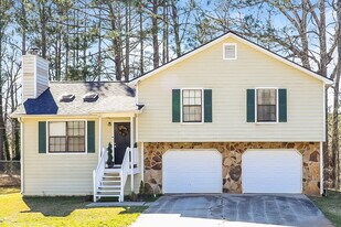 6230 Littleton Dr in Union City, GA - Building Photo