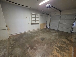 1015 Western Hills Dr in Katy, TX - Building Photo - Building Photo