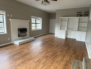 2403 Danny St, Unit 35-3501 in Tupelo, MS - Foto de edificio - Building Photo