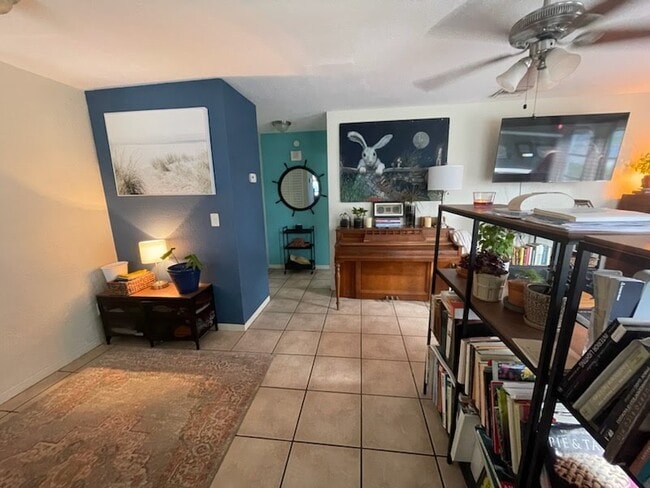 173 38th Ave SE, Unit 173 in St. Petersburg, FL - Foto de edificio - Building Photo