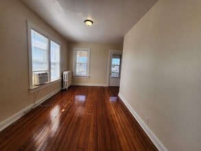 720 Walnut St in Terre Haute, IN - Building Photo - Building Photo