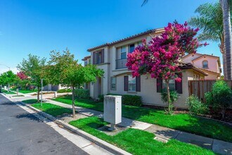 3307 San Vicente Rd in West Sacramento, CA - Building Photo - Building Photo