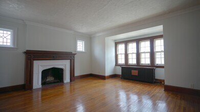 1082 Avenue Rd in Toronto, ON - Building Photo - Building Photo