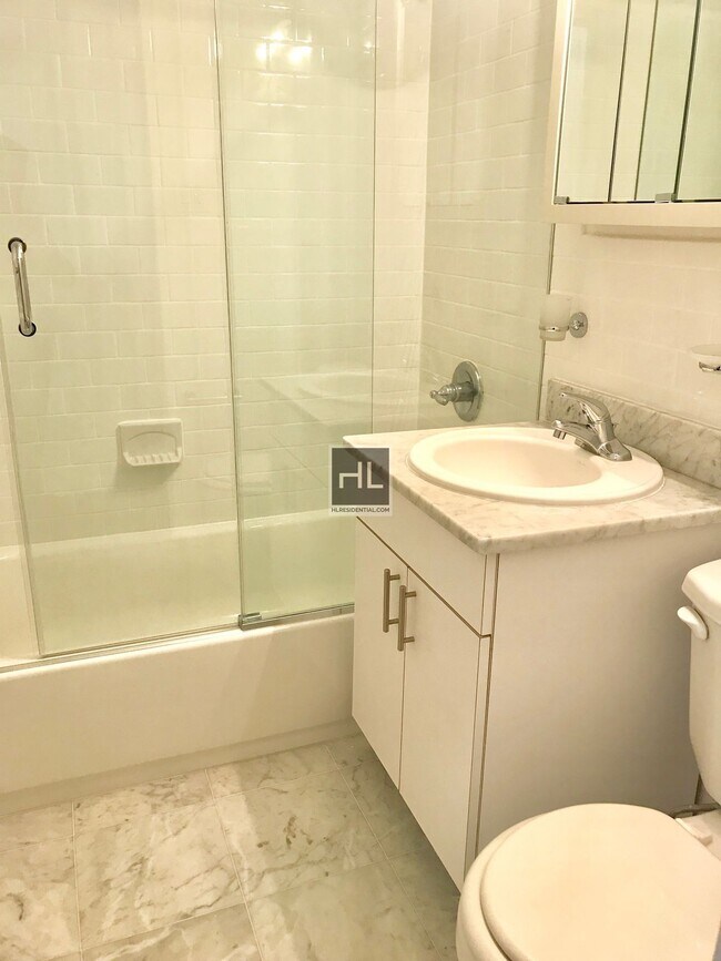 BEEKMAN PLACE in New York, NY - Building Photo - Building Photo
