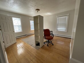 339 Centre St, Unit 2 in Boston, MA - Building Photo - Building Photo