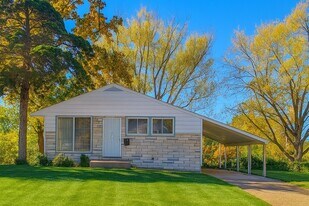 277 Roderick Dr in St. Louis, MO - Building Photo