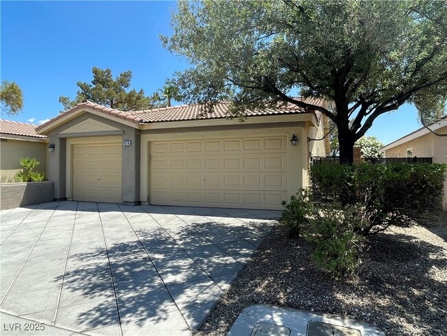 8216 Romantic Sunset St in Las Vegas, NV - Building Photo - Building Photo