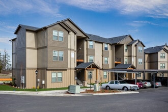 Grove Ph II in Salem, OR - Building Photo - Building Photo