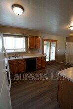 2484 S Laredo St in Aurora, CO - Building Photo - Building Photo