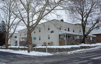 Hiland Court in State College, PA - Building Photo