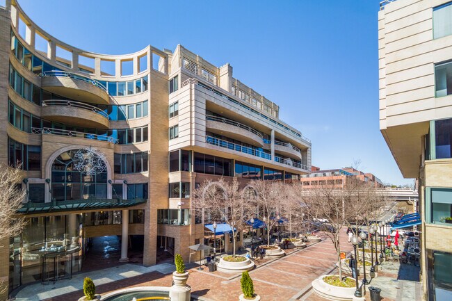 Washington Harbour Condominium in Washington, DC - Building Photo - Building Photo