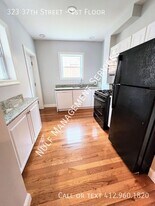 323 37th St in Pittsburgh, PA - Building Photo
