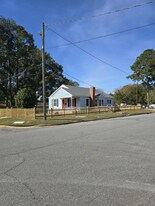 307 Graves St in Selma, NC - Building Photo