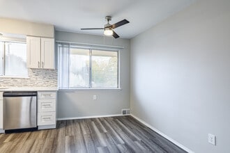 Golfview Apartments in Sterling Heights, MI - Foto de edificio - Interior Photo