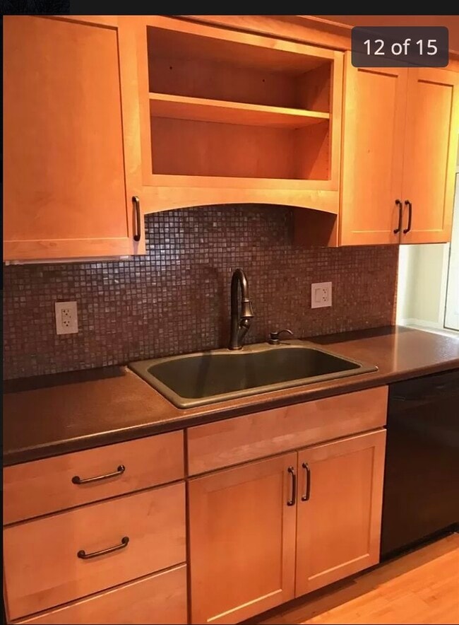 114 S Oak St in West Union, IA - Building Photo - Building Photo