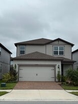 17729 Wind Chime Row in Land O Lakes, FL - Building Photo