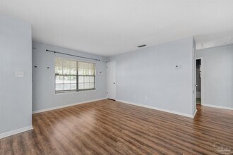 10150 Guidy Ln in Pensacola, FL - Building Photo - Building Photo