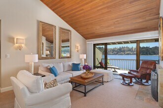 80 Cascade Pl in Port Ludlow, WA - Building Photo - Building Photo