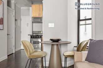 209 E 25th St in New York, NY - Building Photo - Building Photo