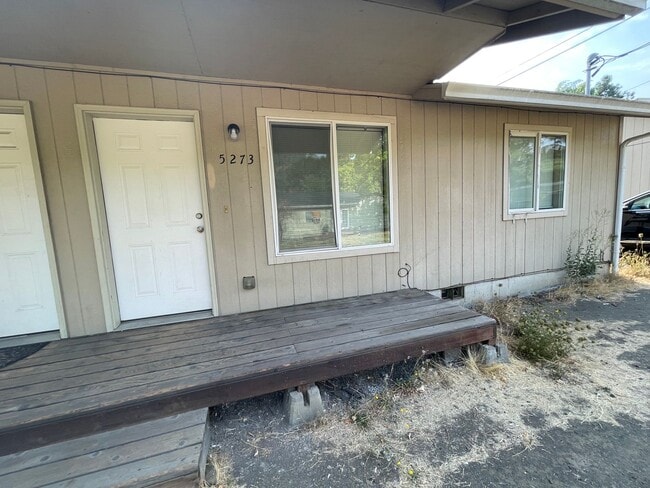 property at 5273 NE Stephens St