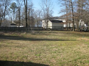 601 Okuma Dr in Chester, VA - Building Photo - Building Photo