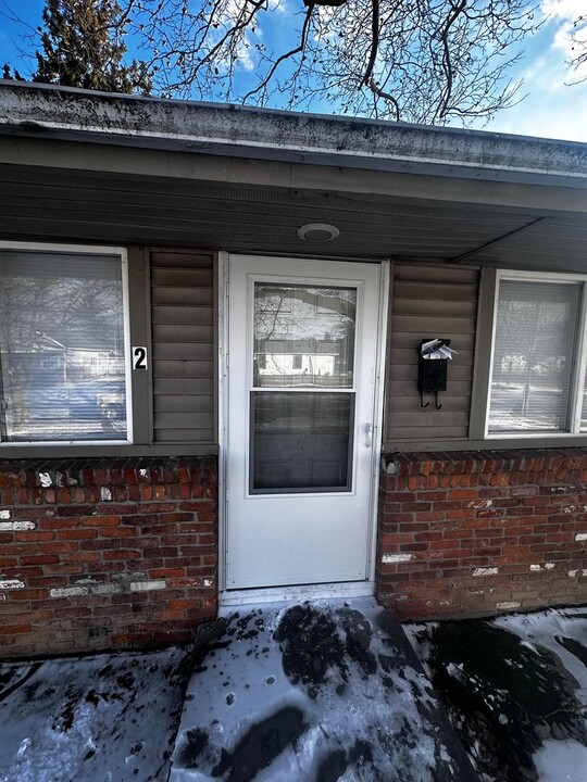 77 Walbridge Ave in Toledo, OH - Building Photo