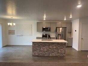 1829 S 410 W in Payson, UT - Building Photo - Building Photo