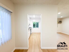 5433 Sepulveda Blvd in Los Angeles, CA - Building Photo - Building Photo