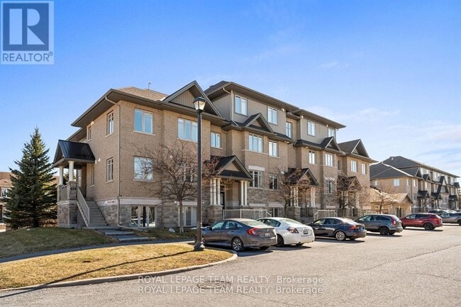 40 Tayside Private in Ottawa, ON - Building Photo - Building Photo