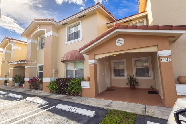 13874 SW 64th St in Miami, FL - Building Photo - Building Photo