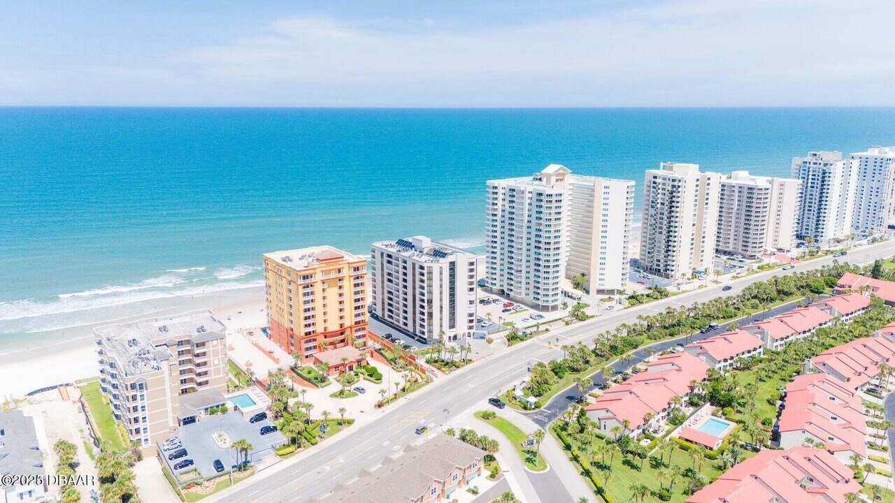 2917 S Atlantic Ave in Daytona Beach Shores, FL - Building Photo
