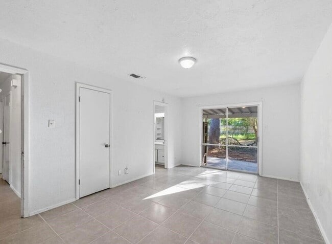 24710 Glen Loch Dr in Spring, TX - Building Photo - Building Photo