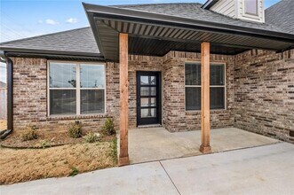 3306 SW Rosemont Ave in Bentonville, AR - Building Photo - Building Photo