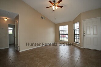 1701 Mona Dr in Killeen, TX - Building Photo - Building Photo