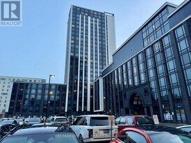 330 Phillip St in Waterloo, ON - Building Photo