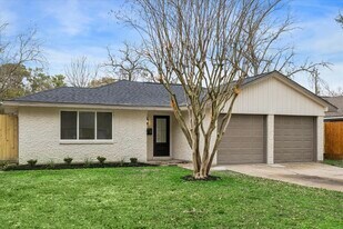 9627 Vilven Ln in Houston, TX - Building Photo