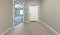 376 Rain Berry Ave in Ruskin, FL - Building Photo - Building Photo