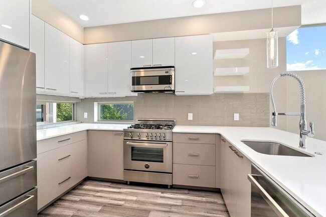 3616 Courtland Pl S in Seattle, WA - Building Photo - Building Photo