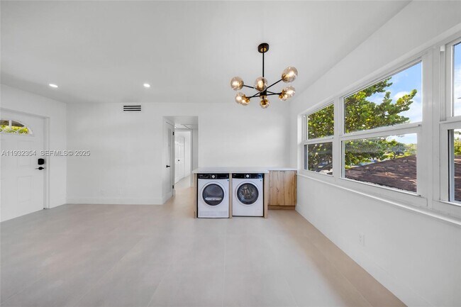 5195 NE 18th Ave in Fort Lauderdale, FL - Building Photo - Building Photo